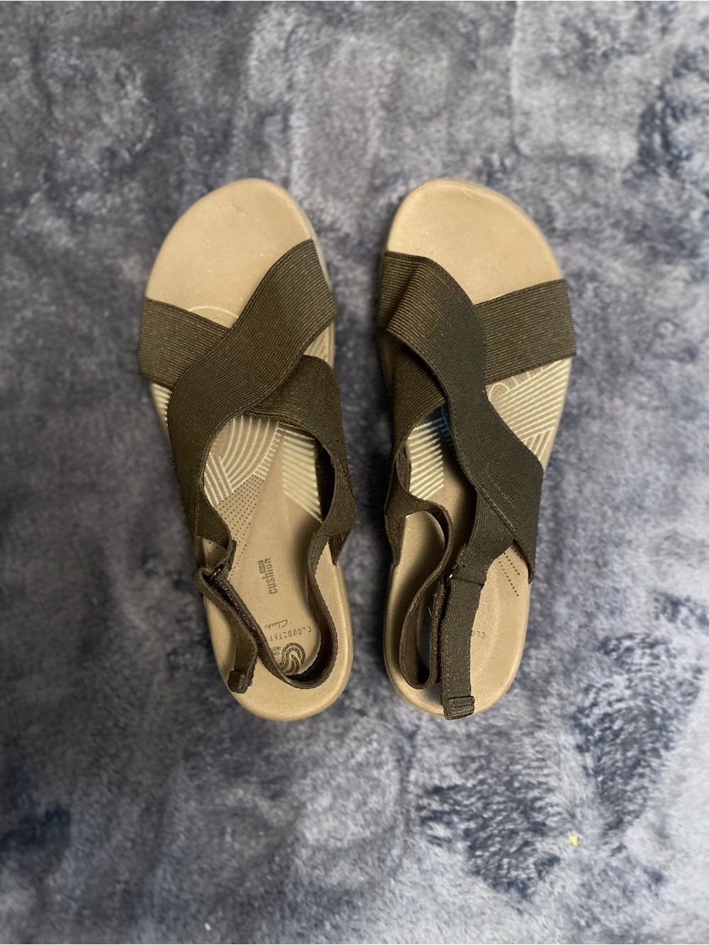 Clarks Black Elastic Cross-Strap Casual Sandals